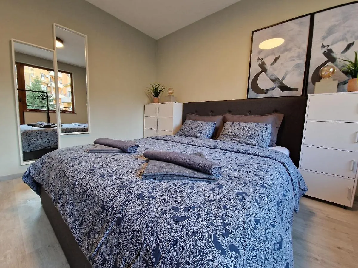 Marsselis Luxe Port Apartment Varna